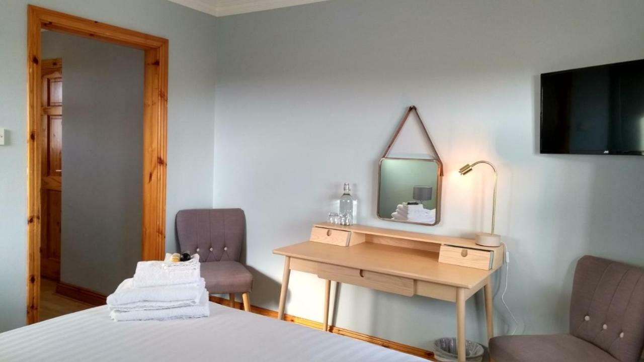 Ceol Na Dtonnta Hotel Doolin Exterior foto
